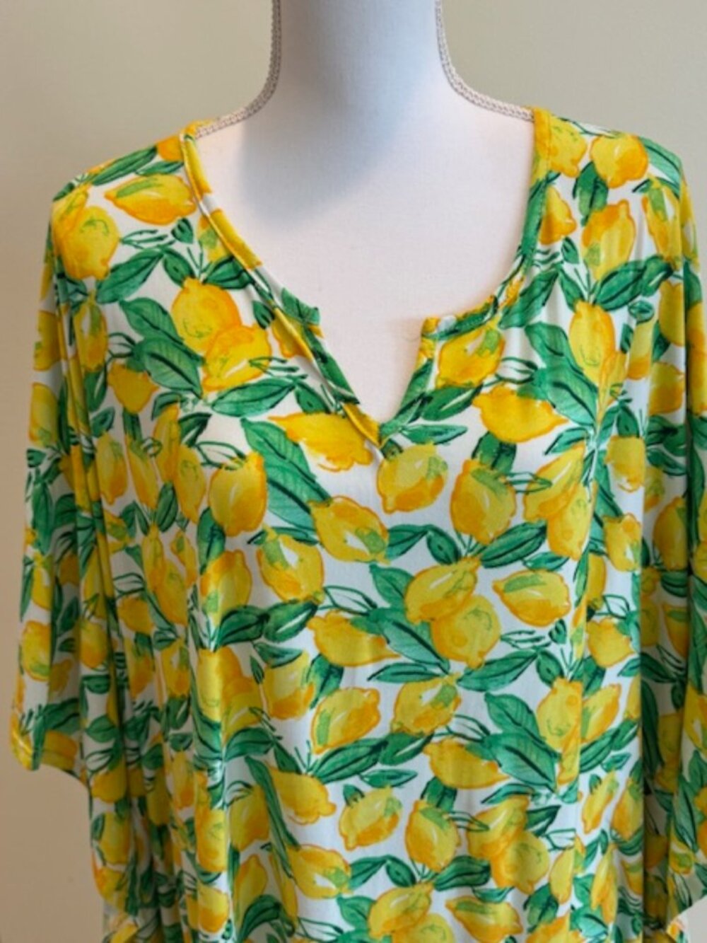 Gabriella Vibrant Lemon Caftan - One Size - Picture 3 of 7